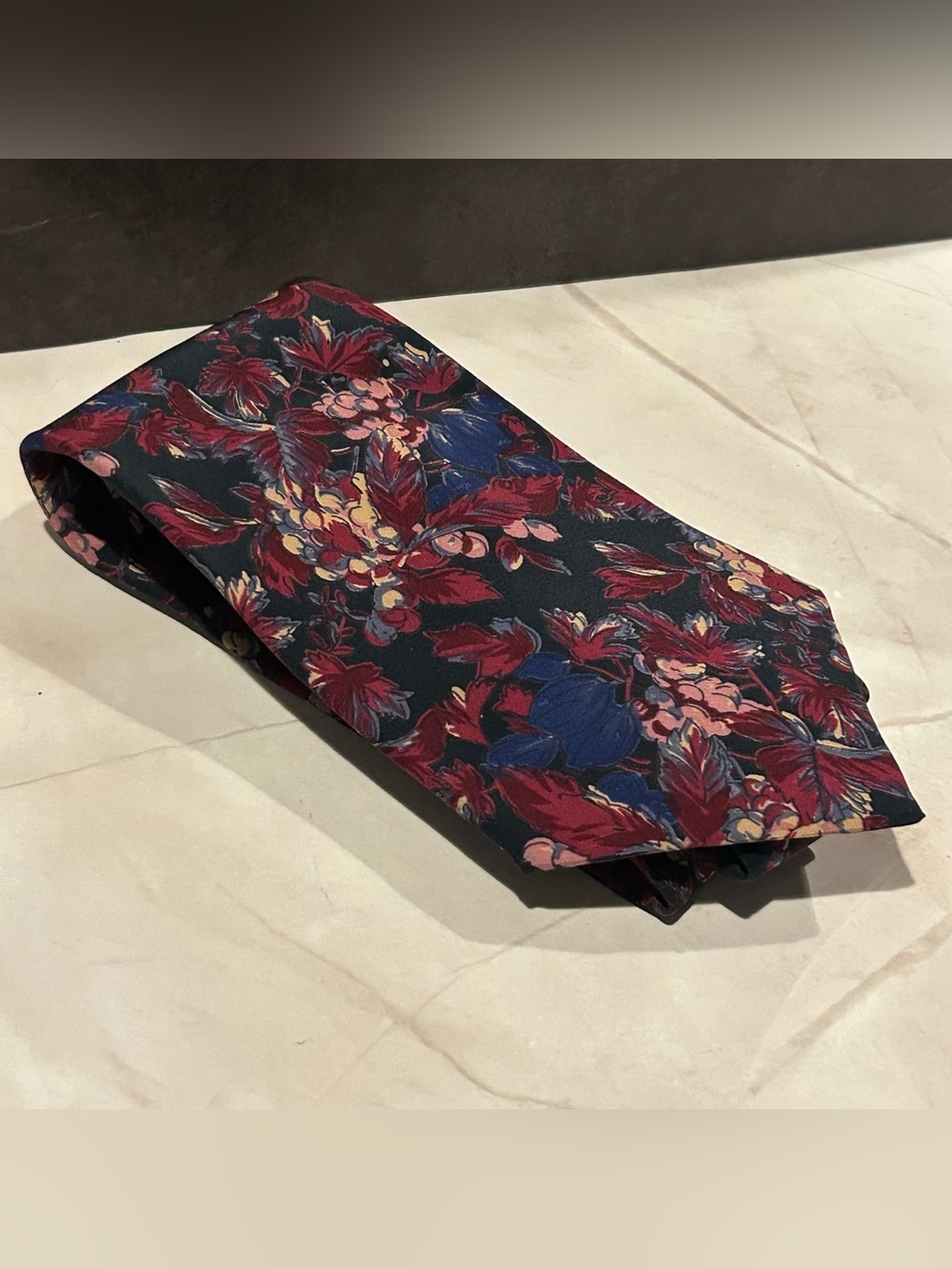 Geoffrey Beene Navy Floral Silk 58” Tie with Burgundy and Pink Accents